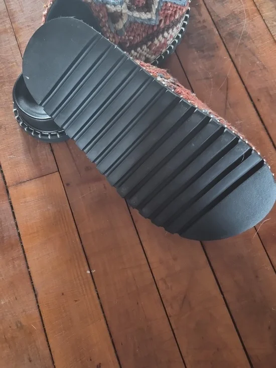 Free People Woven Boho Slide Sandals in Rust, Blue & Cream Carpet Bag Slides - Picture 3 of 3